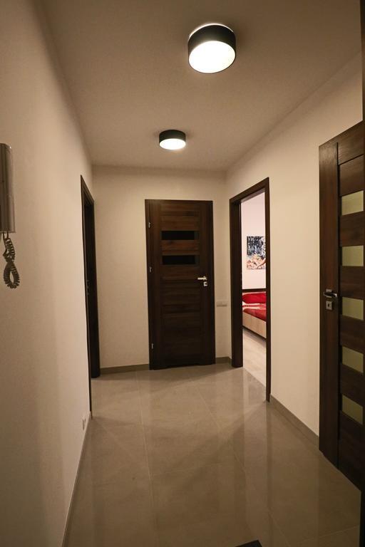 Apartment Mona Warsaw Przy Stacji Metra Eksteriør billede